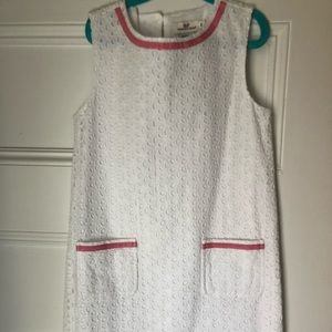 Vineyard vines white eyelid dress